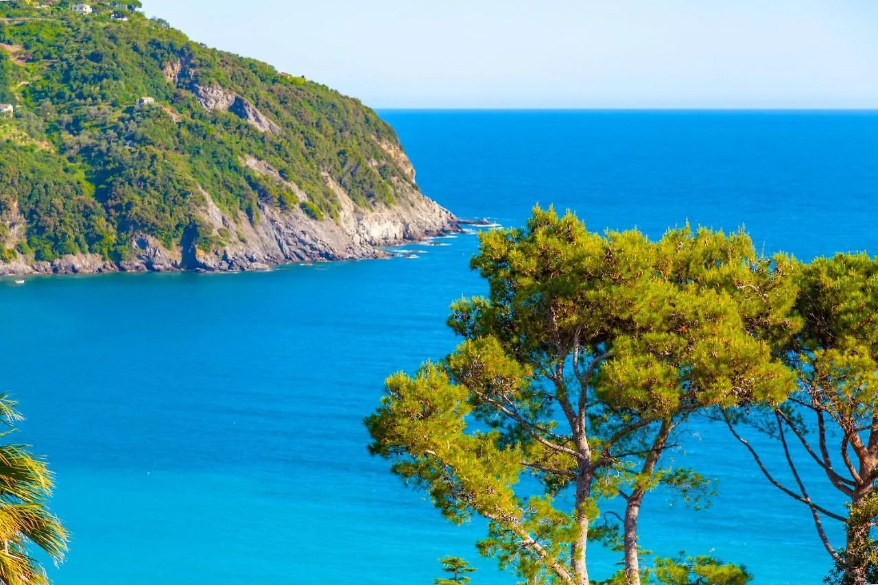 Апартаменты Giardino Sul Mare House - Levanto Sea View Италия